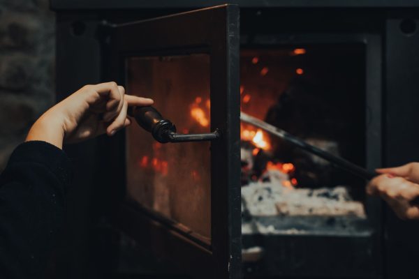 Débloquer une poignée de poêle Invicta sans la casser