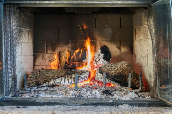 Bûche de ramonage et assurance : ton contrat l’accepte-t-il ?